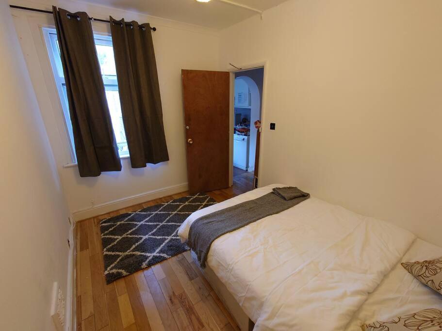 Casa vacanze Edwardian 4 Bedrooms With 4 Bathrooms Townhouse, Next To Underground, Accommodates 10 People *